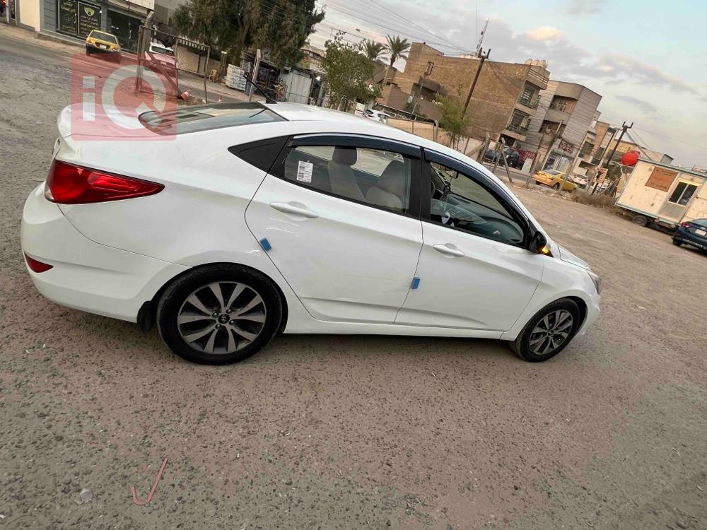 هیوندای ئەکسنت